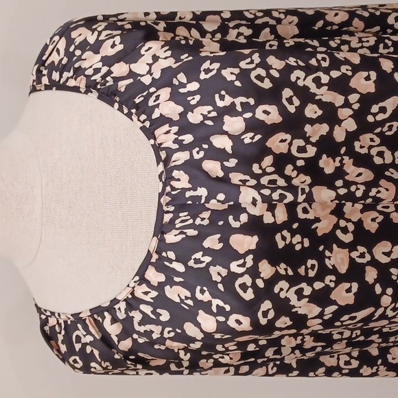 Ann Taylor Factory Animal Print Pull On Blouse- Sz. XL - Picture 4 of 8